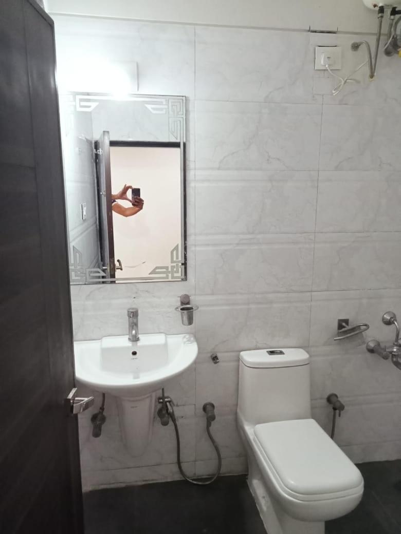 Hotel Best Velly Gandhinagar Ngoại thất bức ảnh