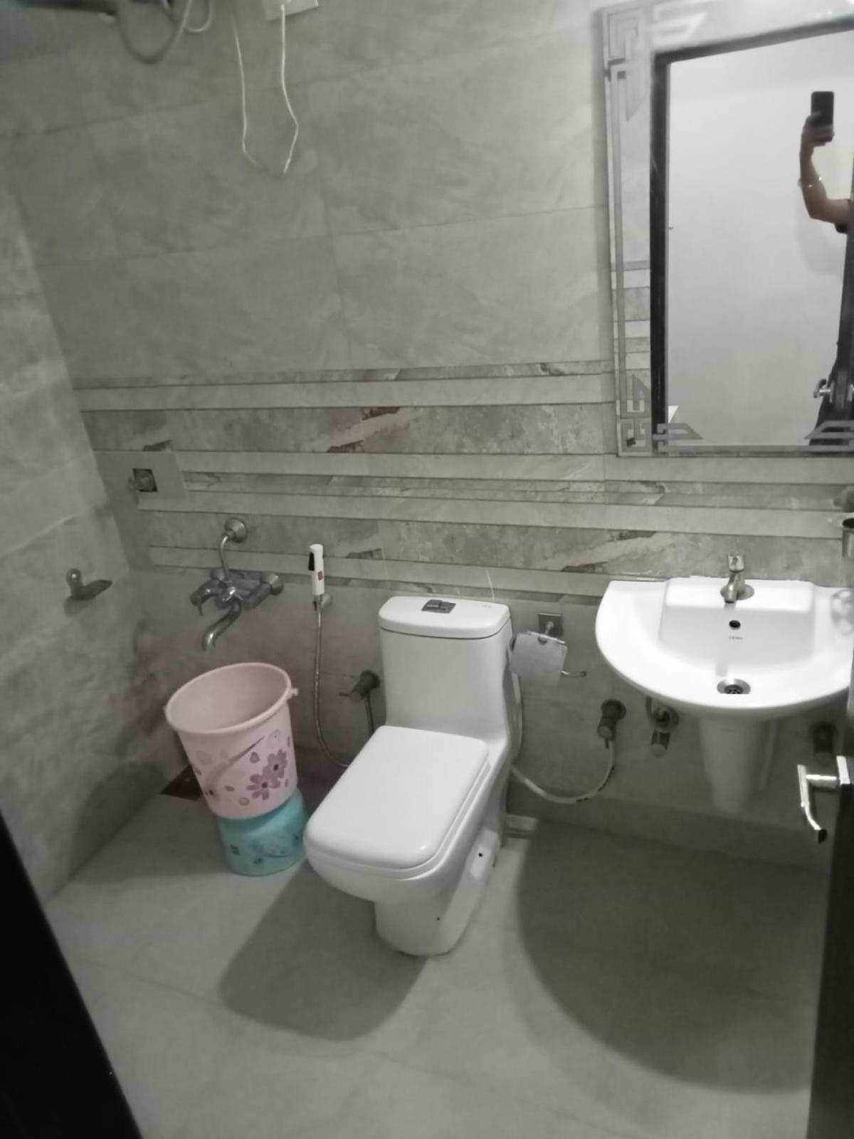 Hotel Best Velly Gandhinagar Ngoại thất bức ảnh